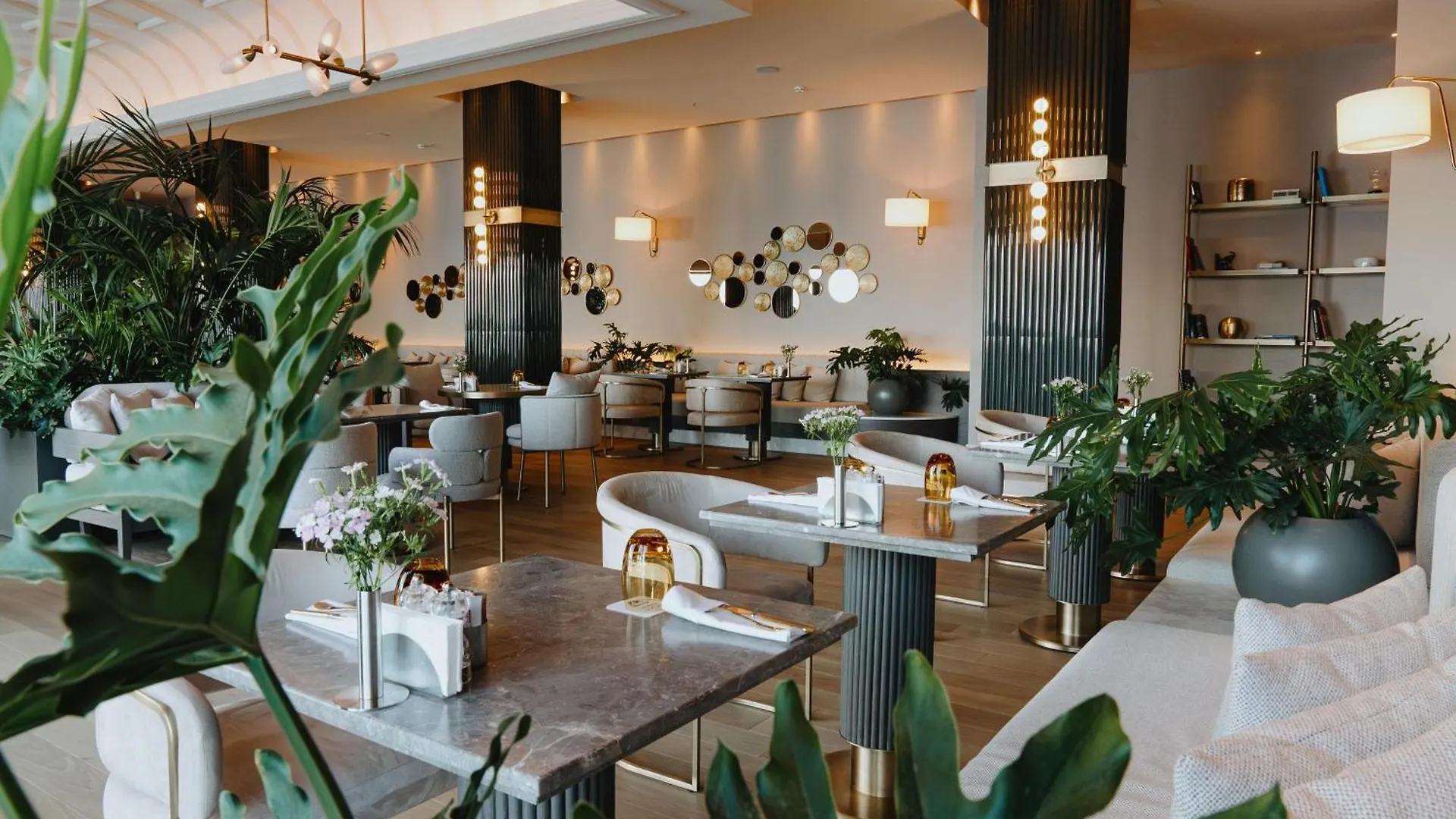 Hotel Akra Antalya 5*,